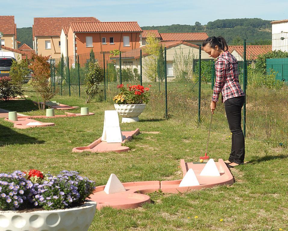 Residence Goelia Le Hameau De La Vezere ル・ビュグ エクステリア 写真