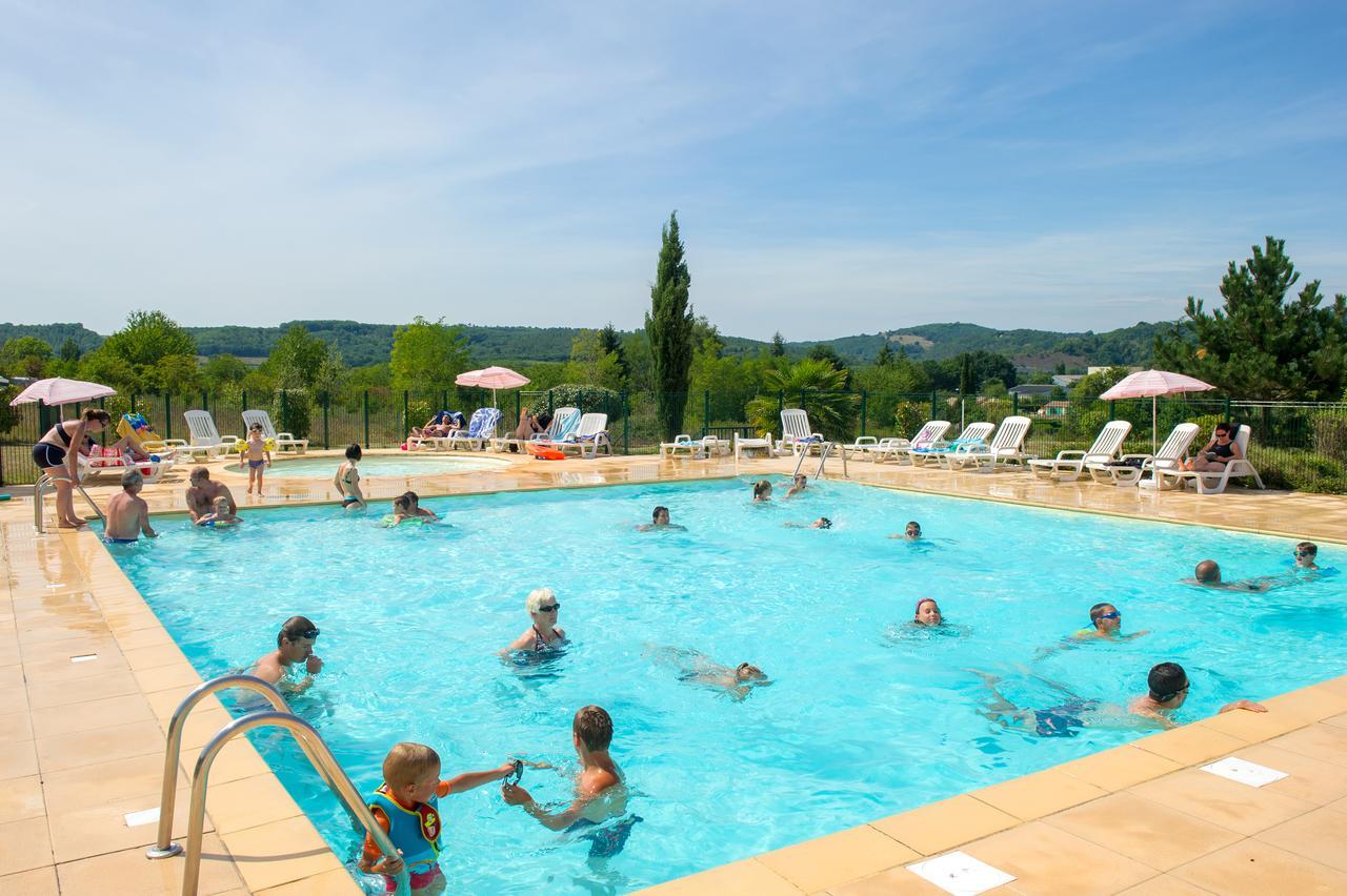 Residence Goelia Le Hameau De La Vezere ル・ビュグ エクステリア 写真
